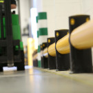 Traffic iFlex Barrier segna un perimetro entro cui i muletti possono mmuoversi in sicurezza.jpg